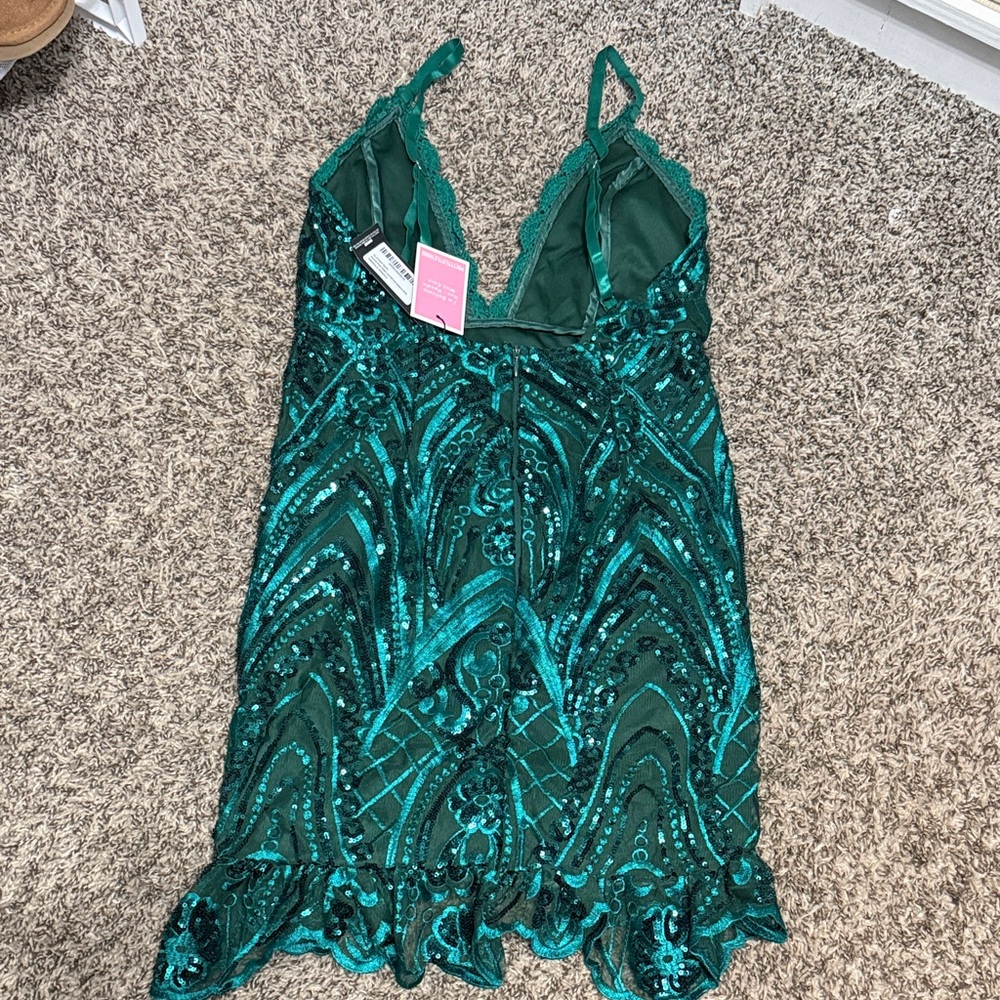 PrettyLittleThing Teal Sequin Dress - Picture 4 of 6